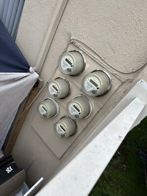 {{ custom_values.service_1 }} in {{custom_values.area_5})