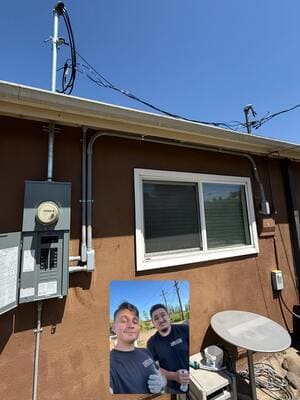 {{ custom_values.service_2 }} in {{custom_values.area_1})