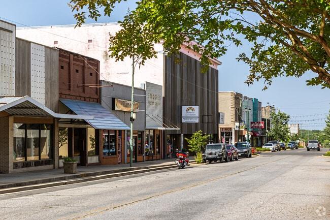 Asphalt Paving Services in Little Rock