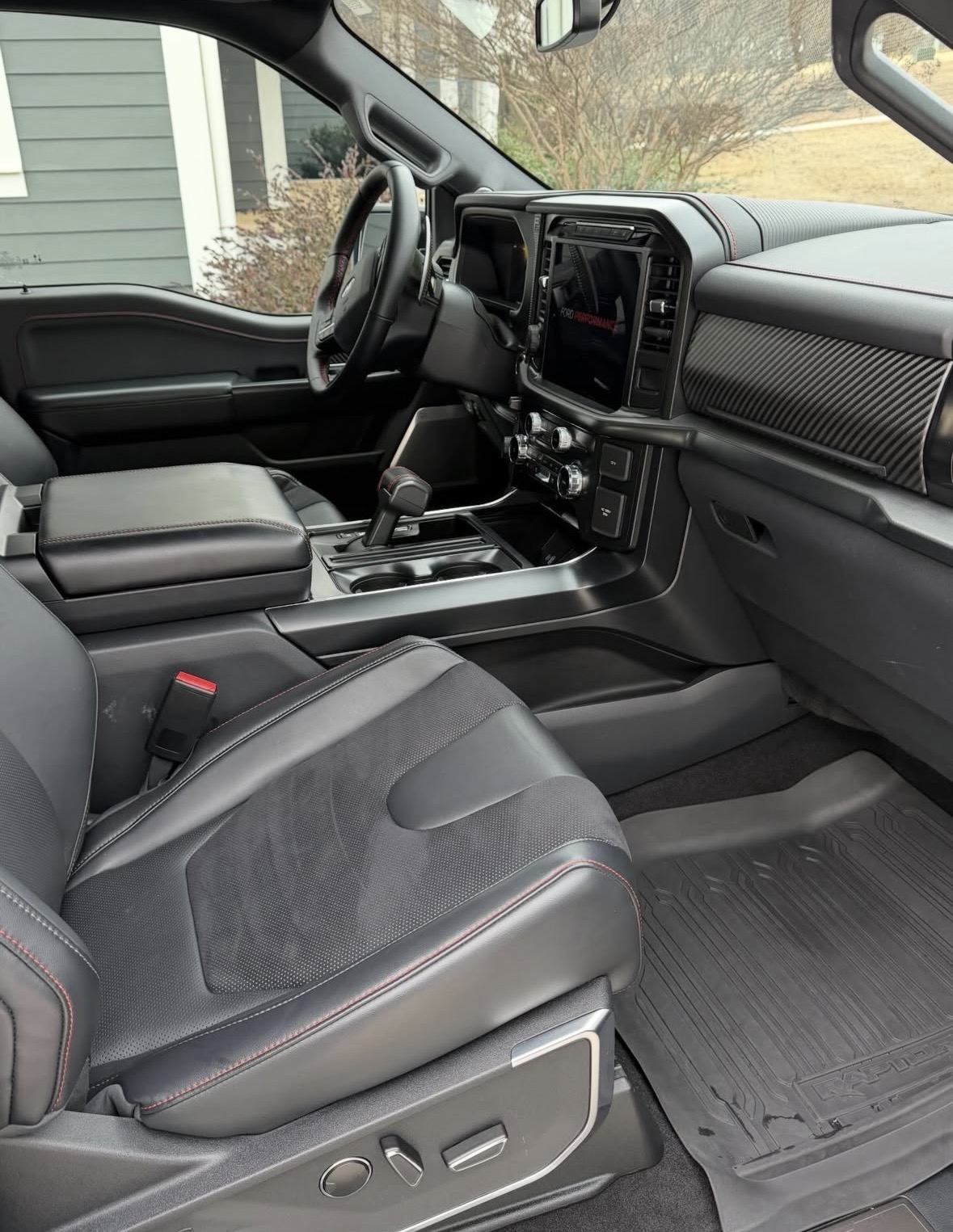 Super Suds interior mobile detailing result