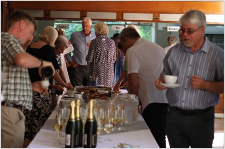 tafel met vonkel 420