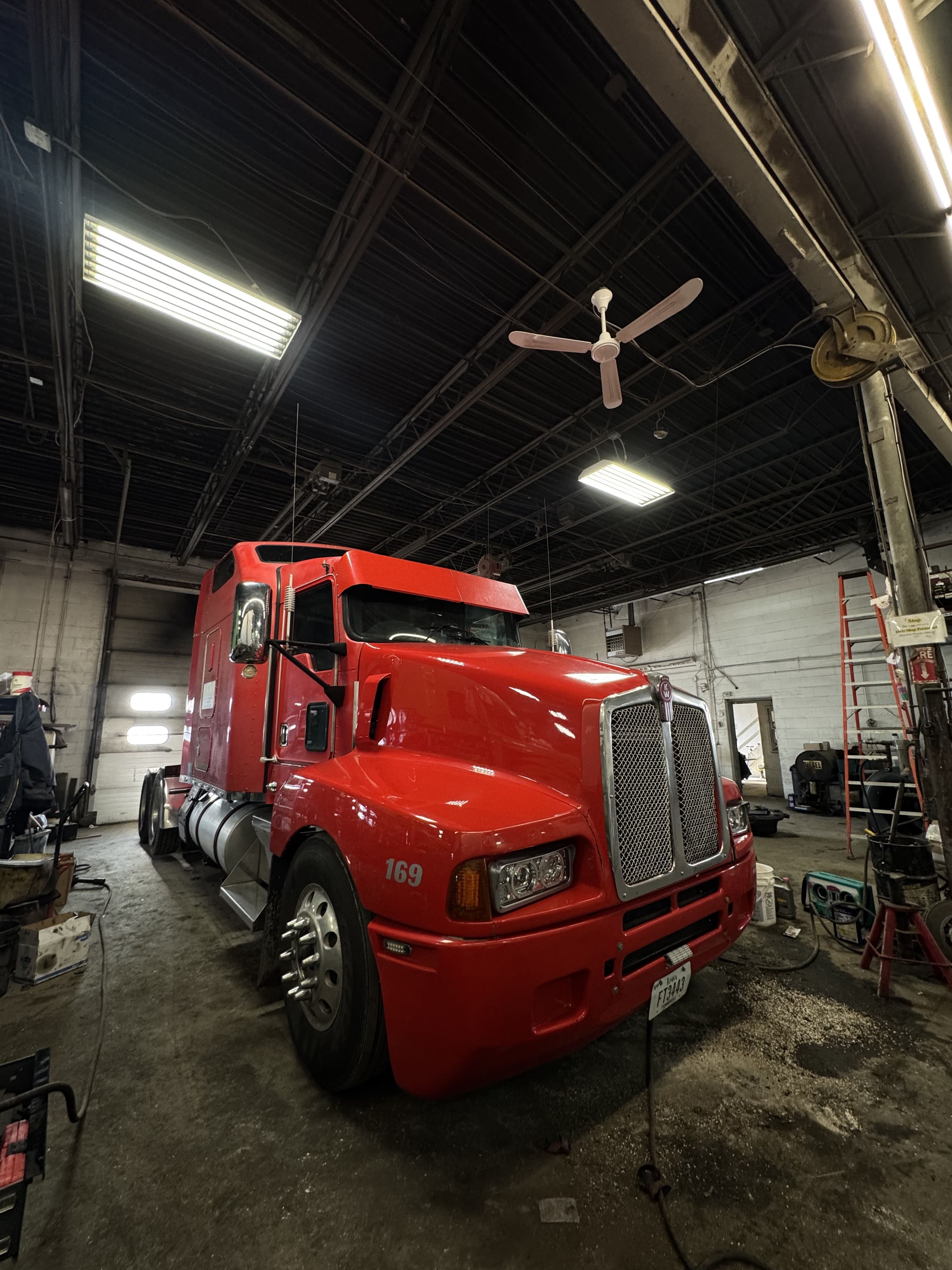 Pleasent Hill,  Iowa Truck & Trailer Alignment Service