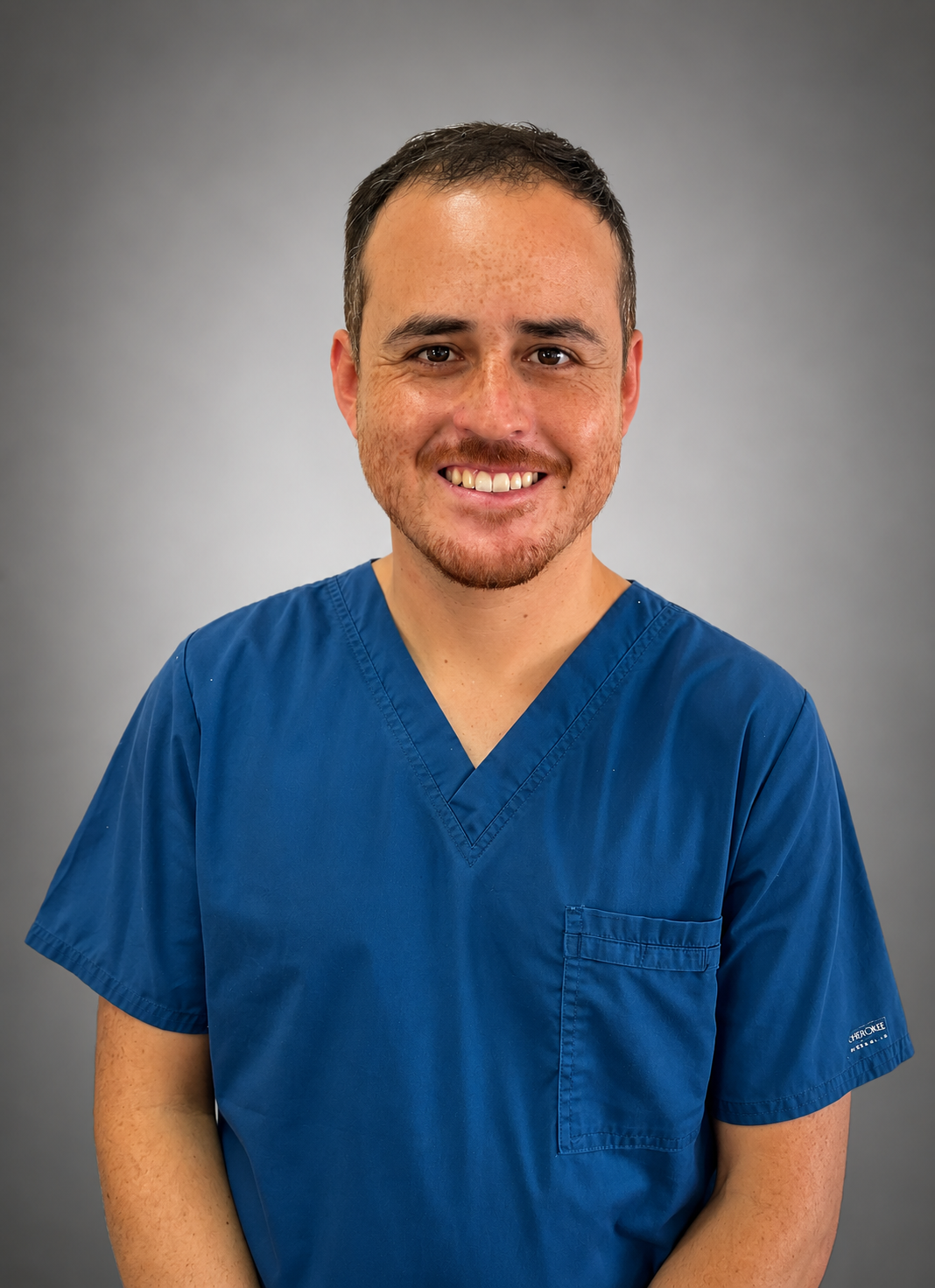 Dr. Sergio Moya Sepúlveda — Simetría Dental Studio