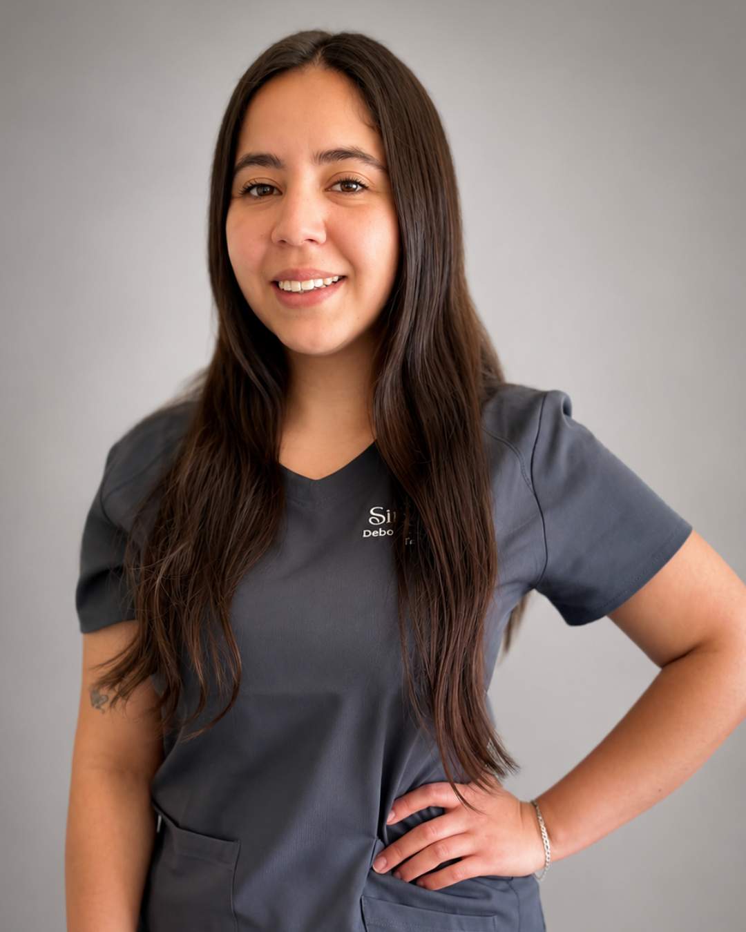 Débora Olmedo — Simetría Dental Studio