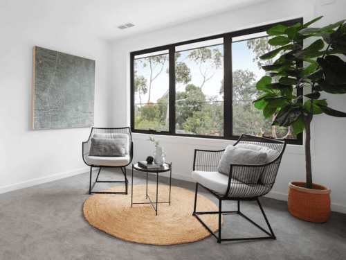 {{ custom_values.service_1 }} in {{custom_values.biz_area_1})