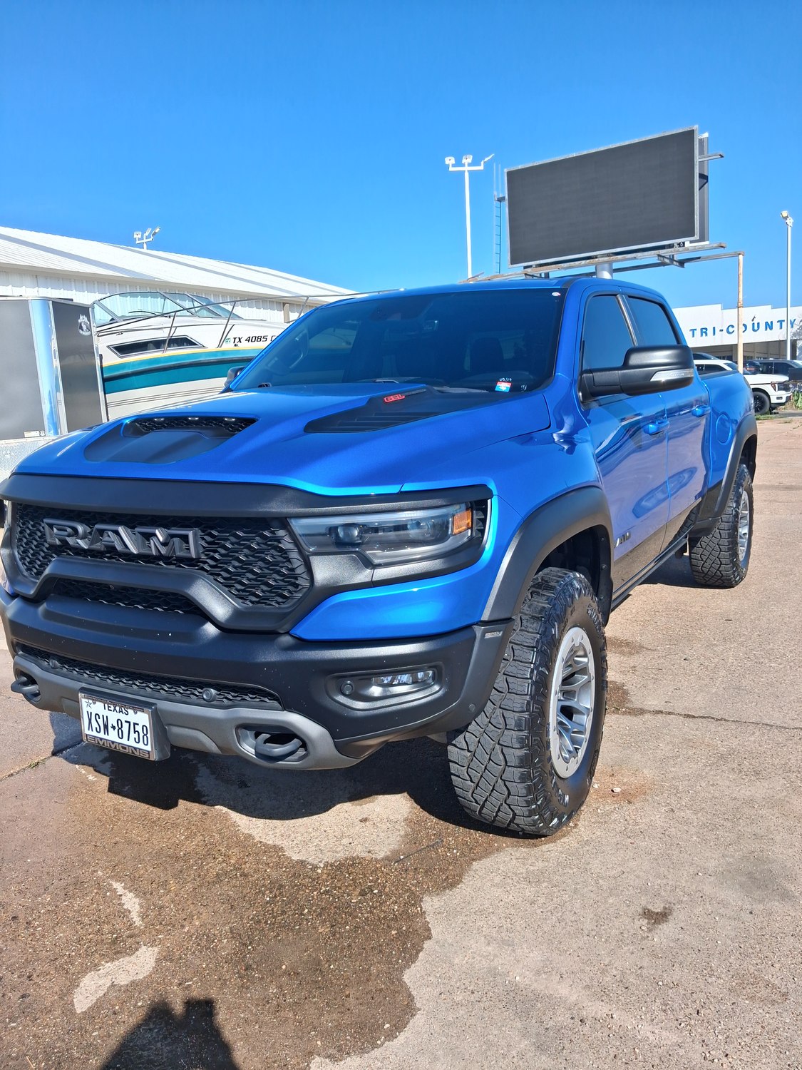 Flying Sparks TRX exterior