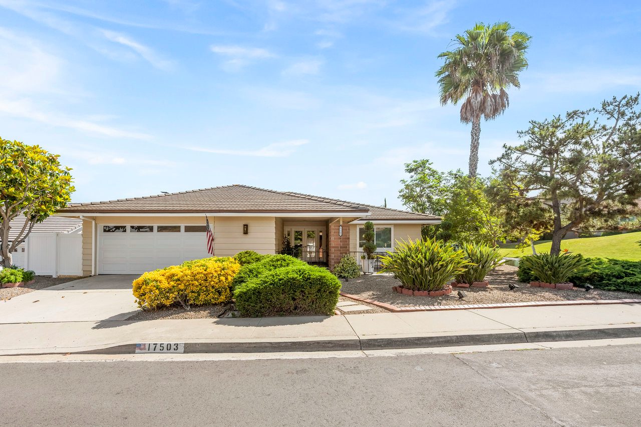 17503 Plaza Dolores, San Diego, CA 92128