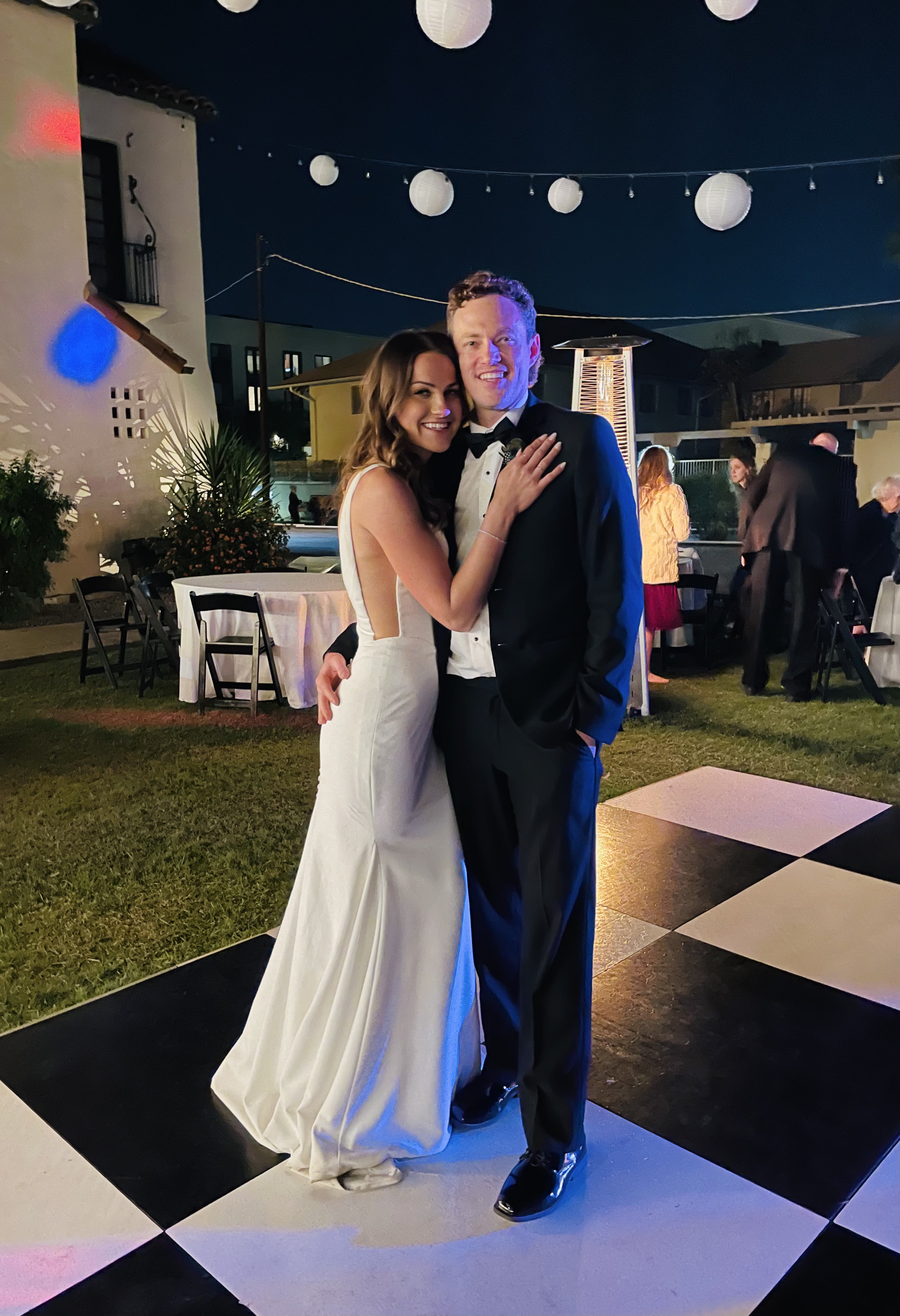 Dance floor packed at an Arizona wedding with HD Music Group