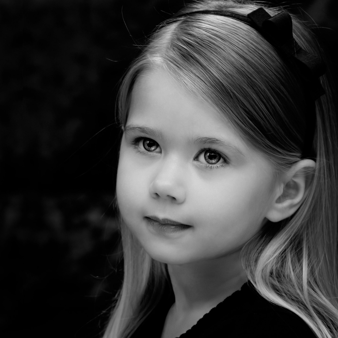 Luxury outdoor children's portrait photography session
