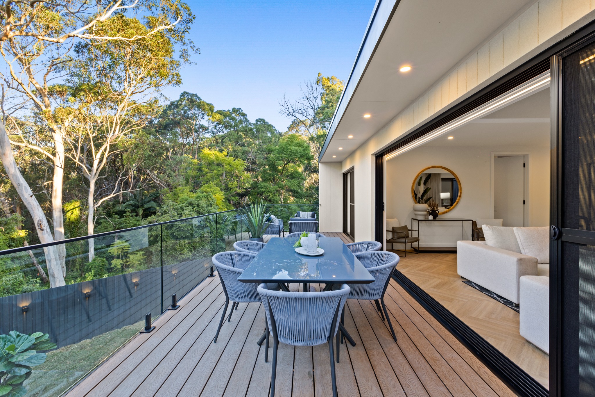 High end Sydney living room renovation by TIG
