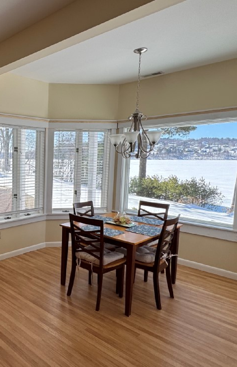 Zak Construction - Interior Room with New Flooring and Panoramic Windows