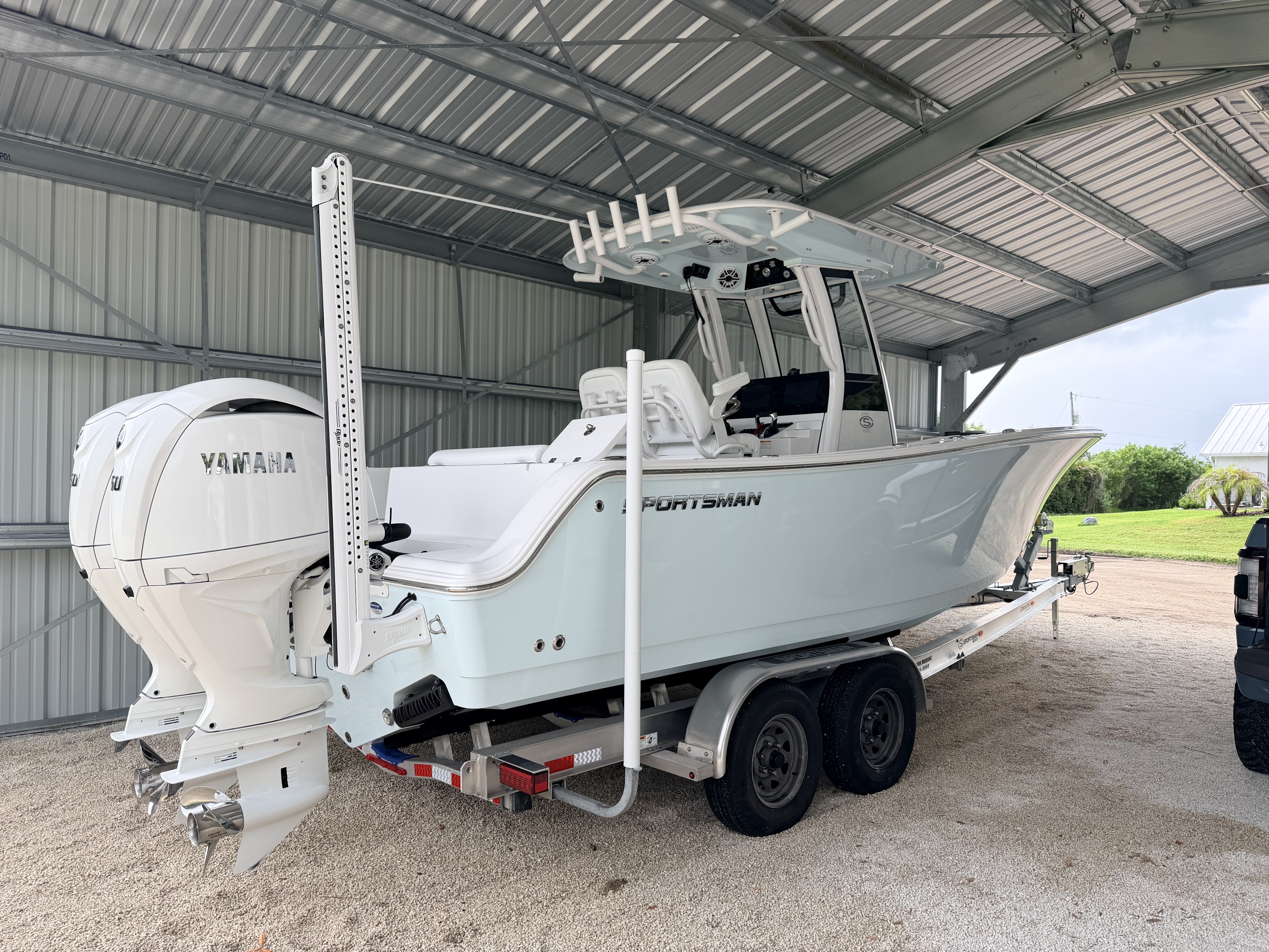 Boat detailing gelcoat shine