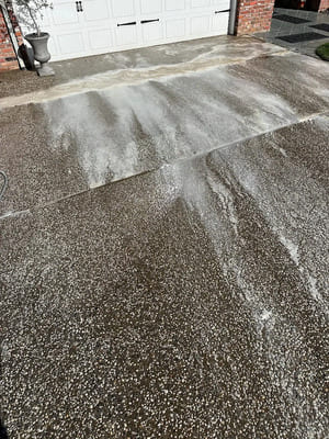 Roof cleaning in Folsom