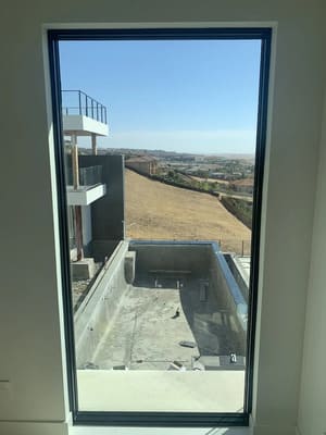 {{ custom_values.service_2 }} in {{custom_values.area_2})