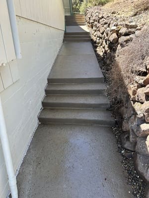 {{ custom_values.service_3 }} in {{custom_values.area_3})