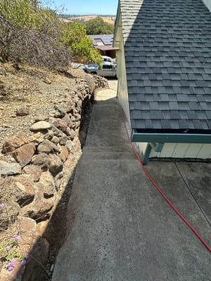 {{ custom_values.service_2 }} in {{custom_values.area_2})