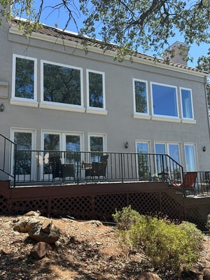 {{ custom_values.service_2 }} in {{custom_values.area_2})