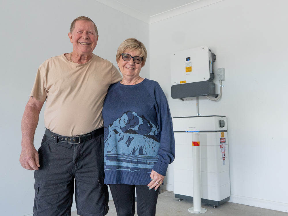 MNC Solar Power customers Sharon and Trevor with their Sungrow expandable battery
