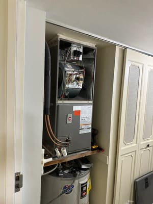 {{ custom_values.service_3 }} in {{custom_values.area_3})