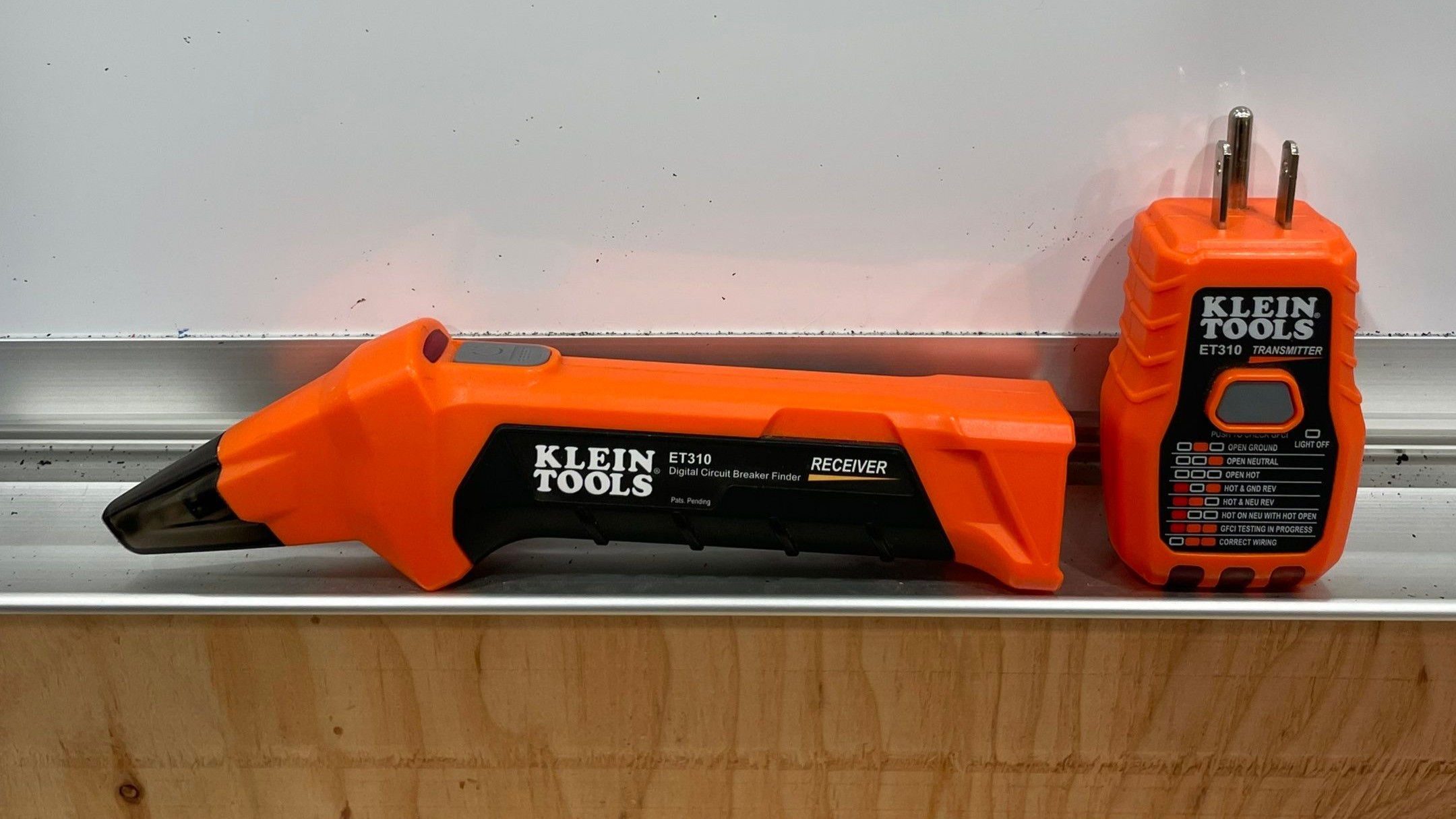 Klein ET310 plug-in transmitter and handheld breaker-finding receiver. Klein ET310 plug-in transmitter and handheld breaker-finding receiver.