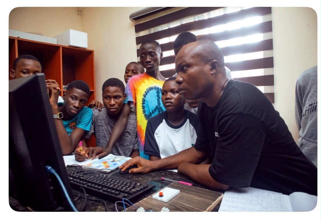 Niger Delta Innovate students live class Niger Delta Innovate students live class