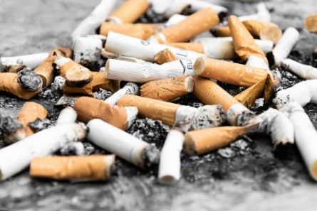 Stop smoking hypnotherapy helps individuals quit nicotine addiction and embrace a healthier, smoke-free life.