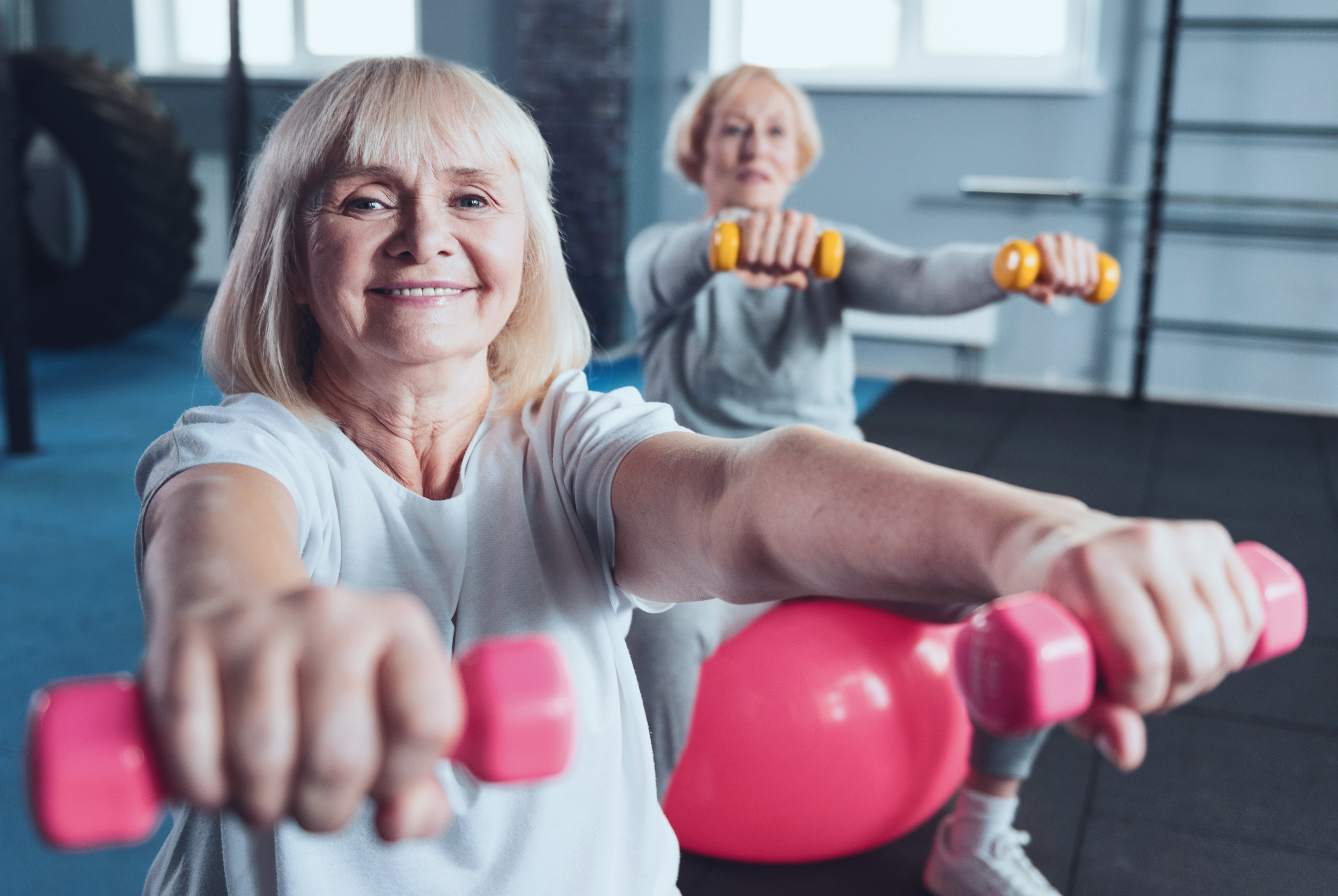 Active seniors enjoying a healthy lifestyle