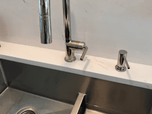 {{ custom_values.service_1 }} in {{custom_values.area_5})