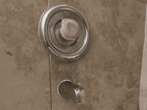 {{ custom_values.service_1 }} in {{custom_values.area_3})