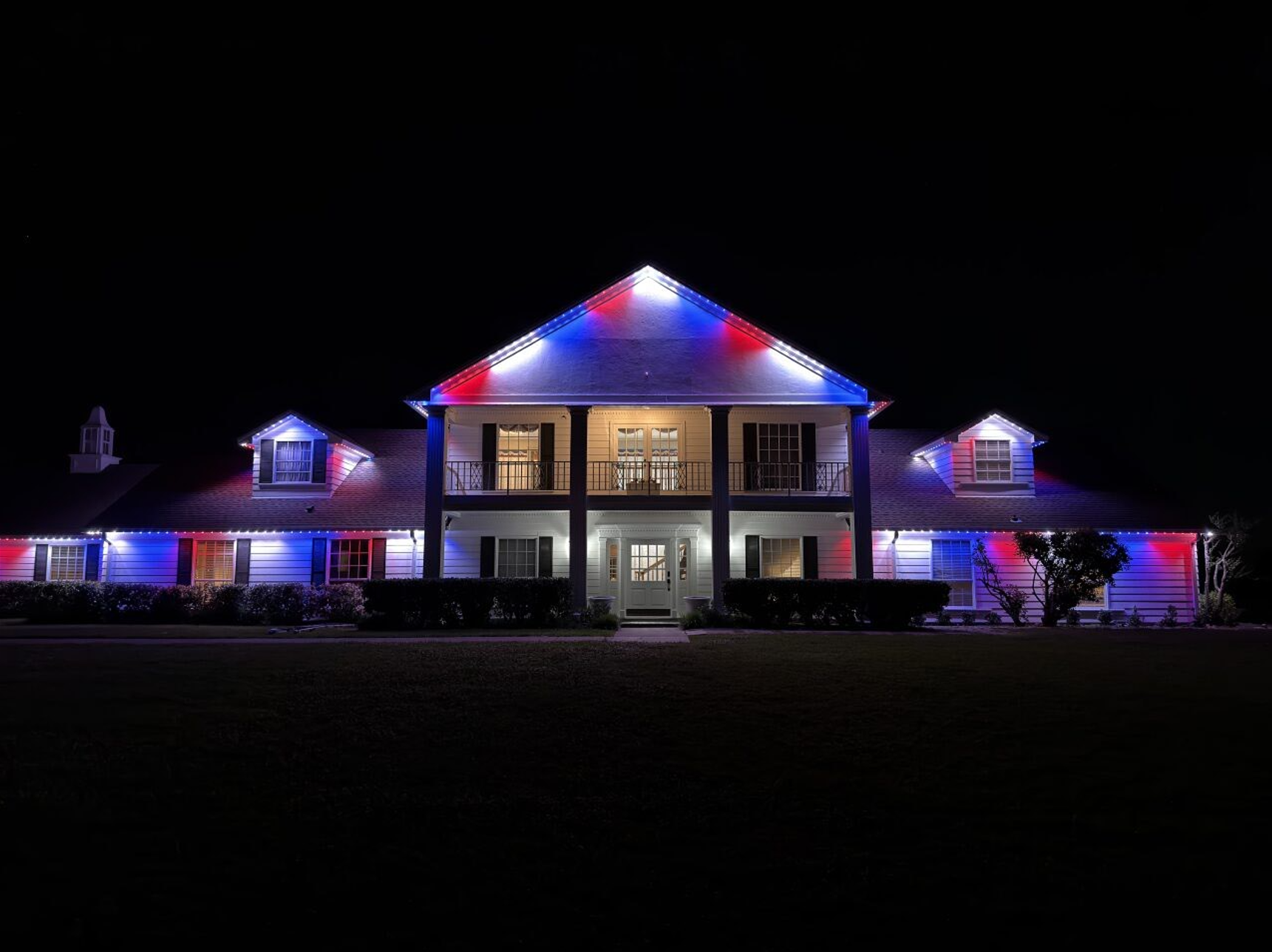 Gemstone holiday lighting