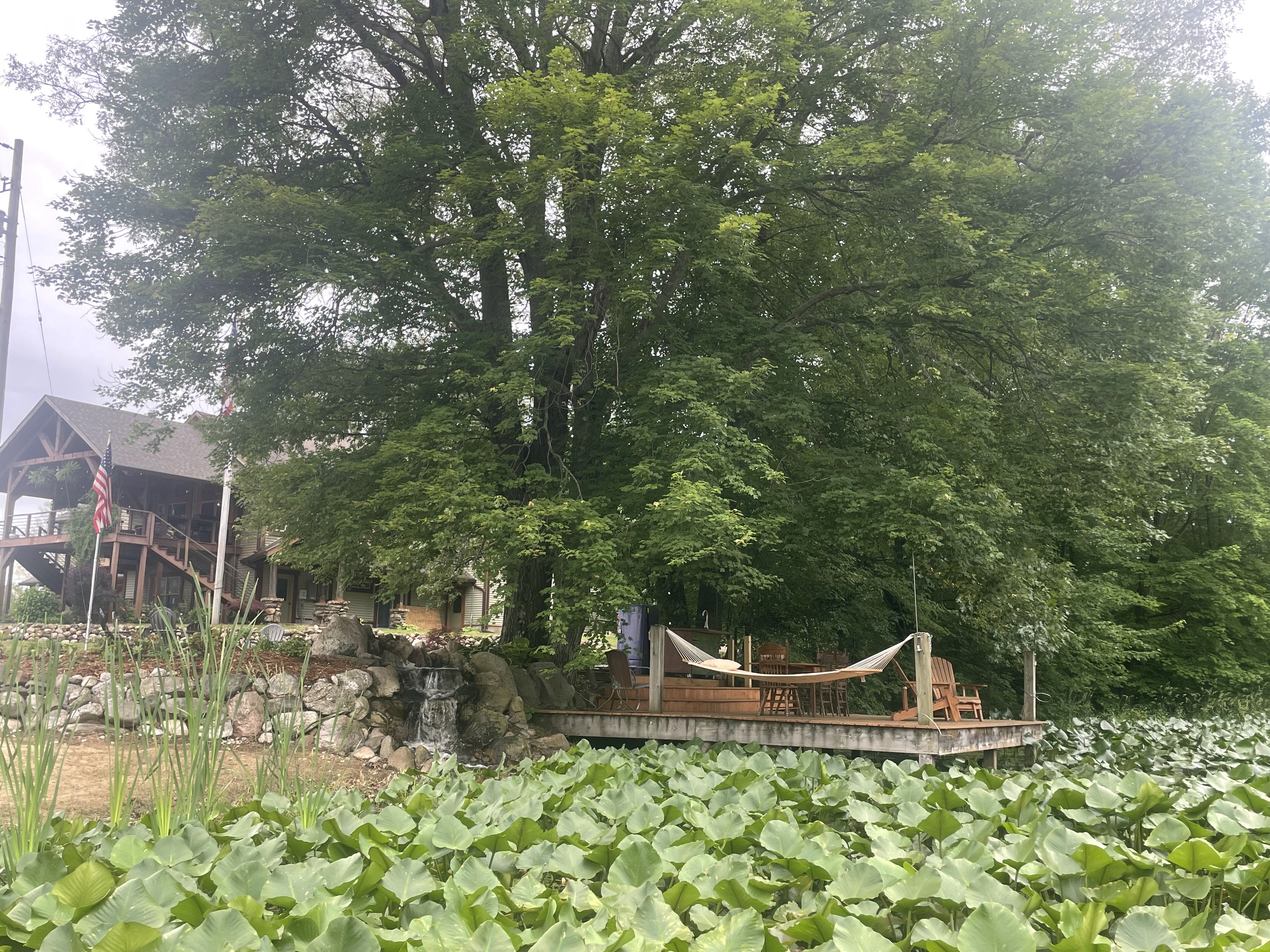 The Oasis exterior grounds