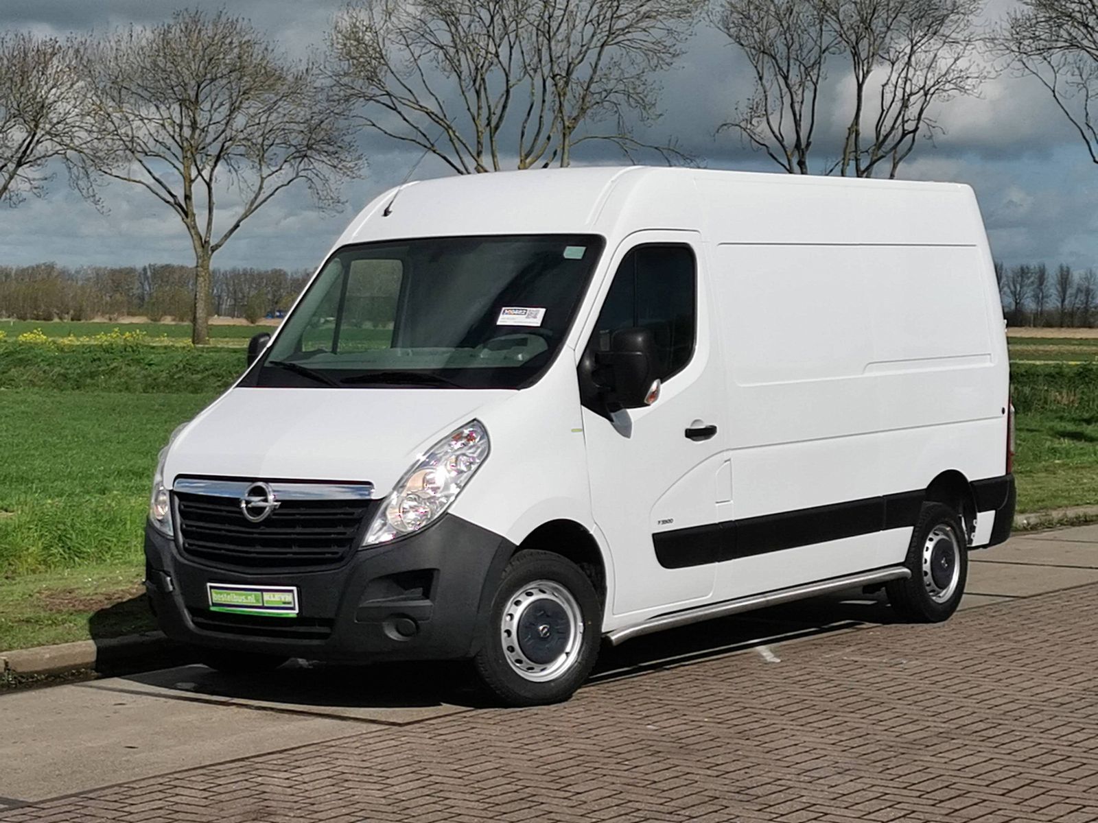 Opel Movano