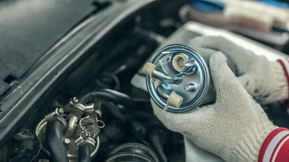 Fuel Filter Replacement at Metro Xpress Lube