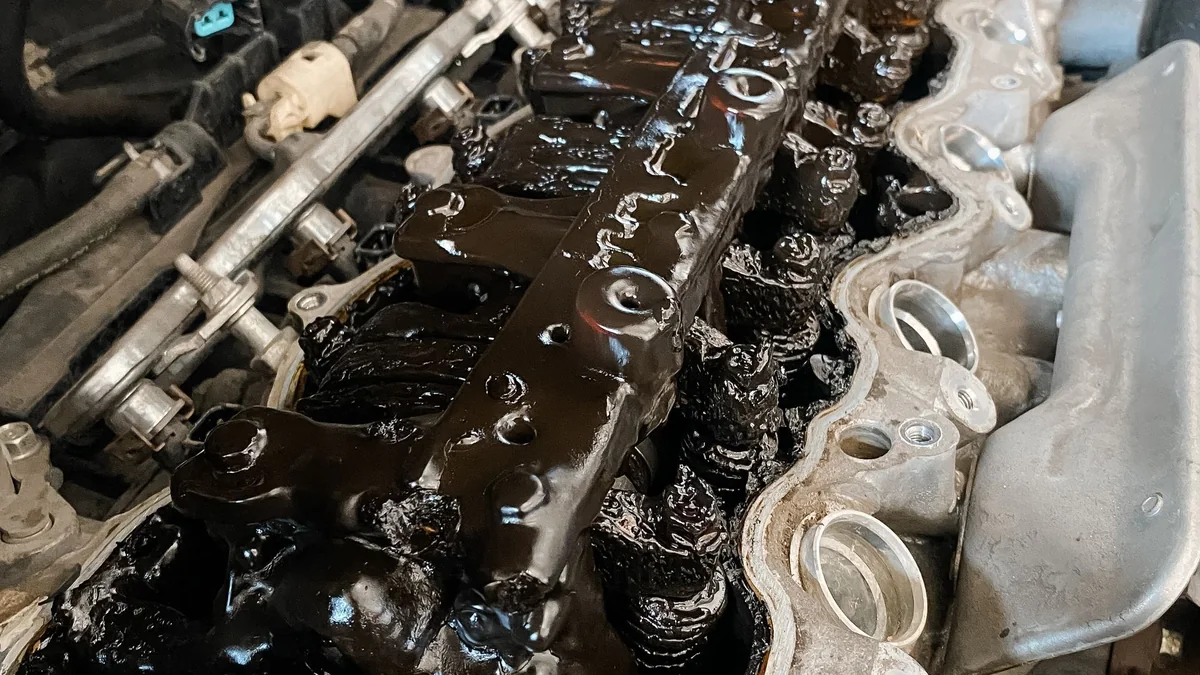 Engine Flush at Metro Xpress Lube