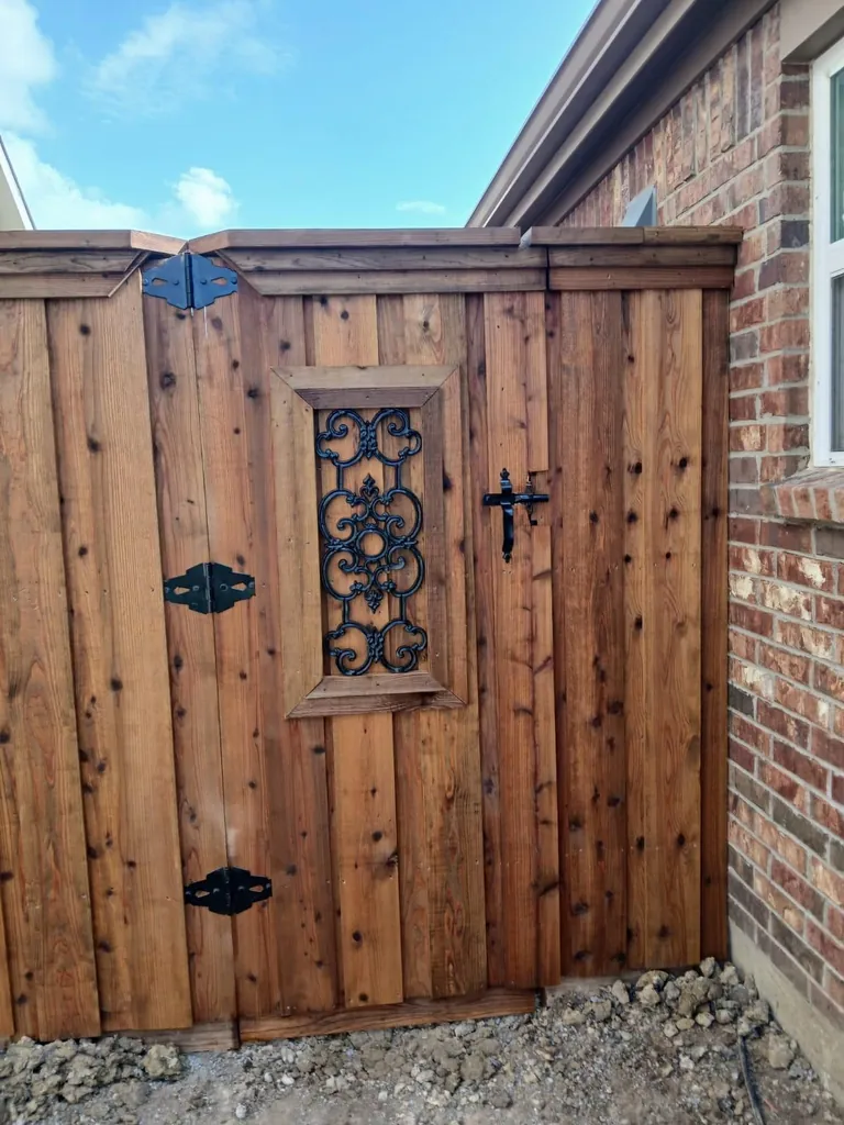 Fences And Custom Gates project photo