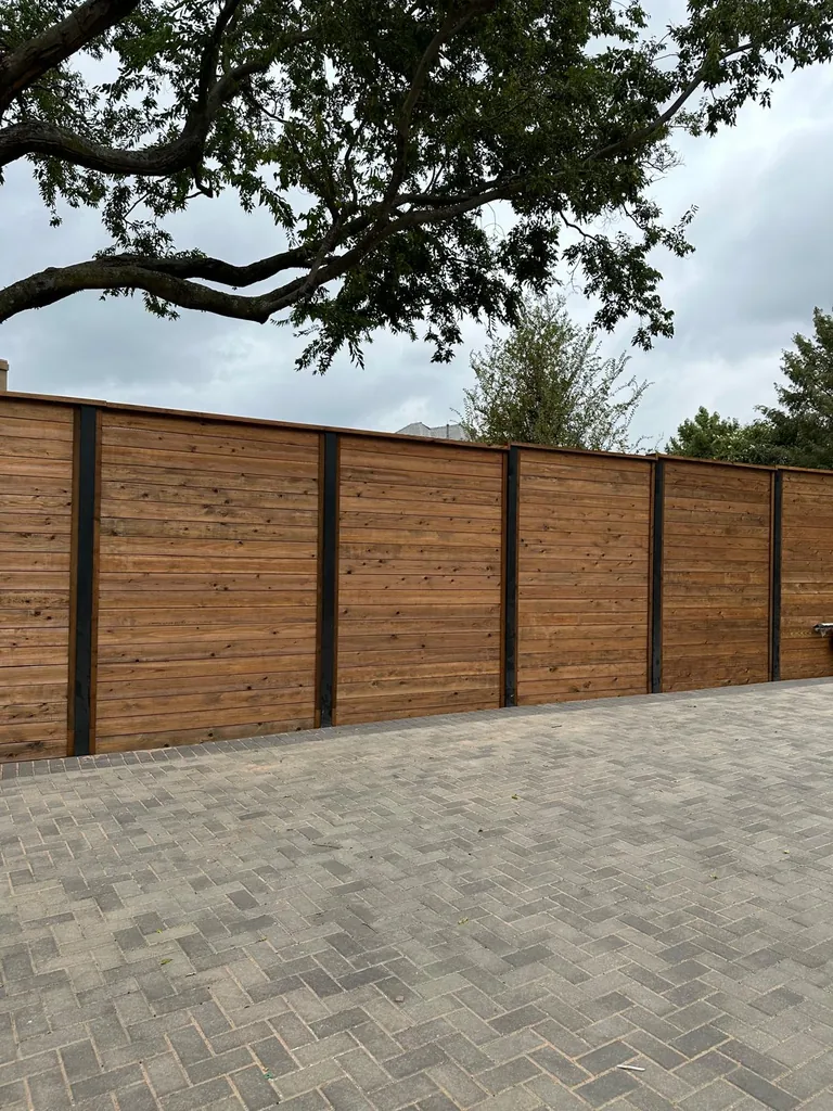 Fences And Custom Gates project photo