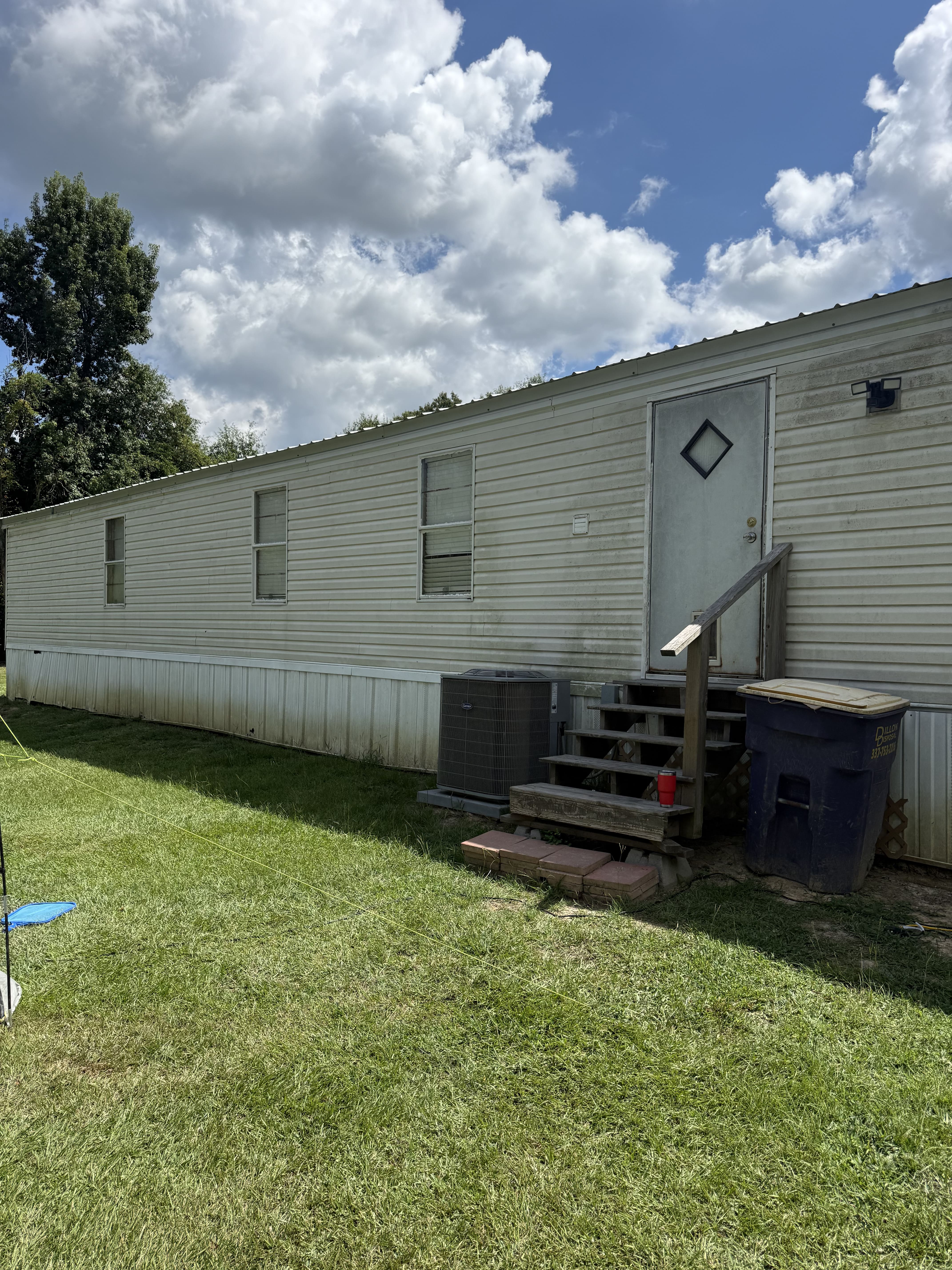 house exterior soft wash before and after in Sulphur, LA by Elite Exterior Cleaning - before