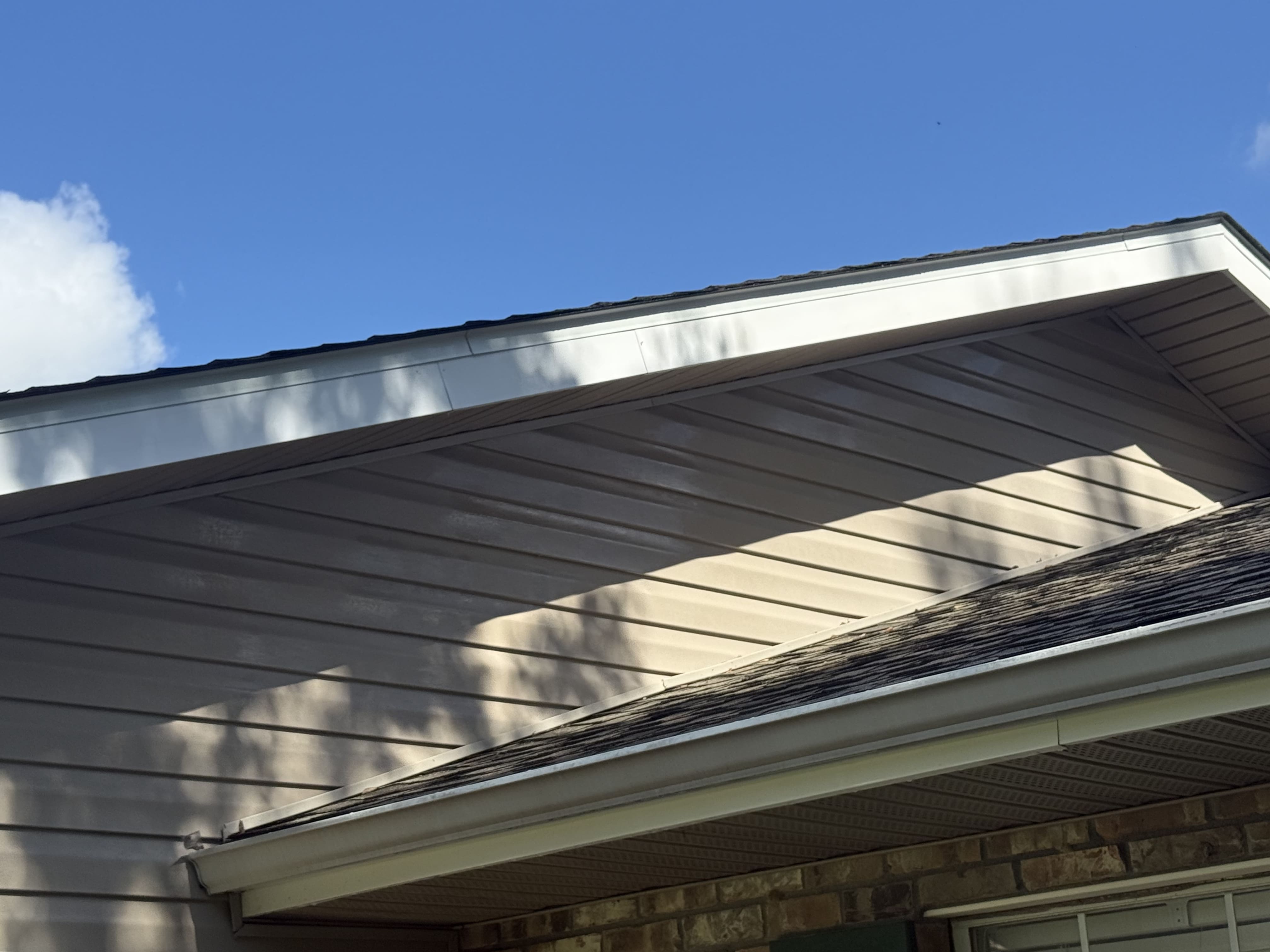 fence cleaning before and after in Sulphur, LA by Elite Exterior Cleaning - after