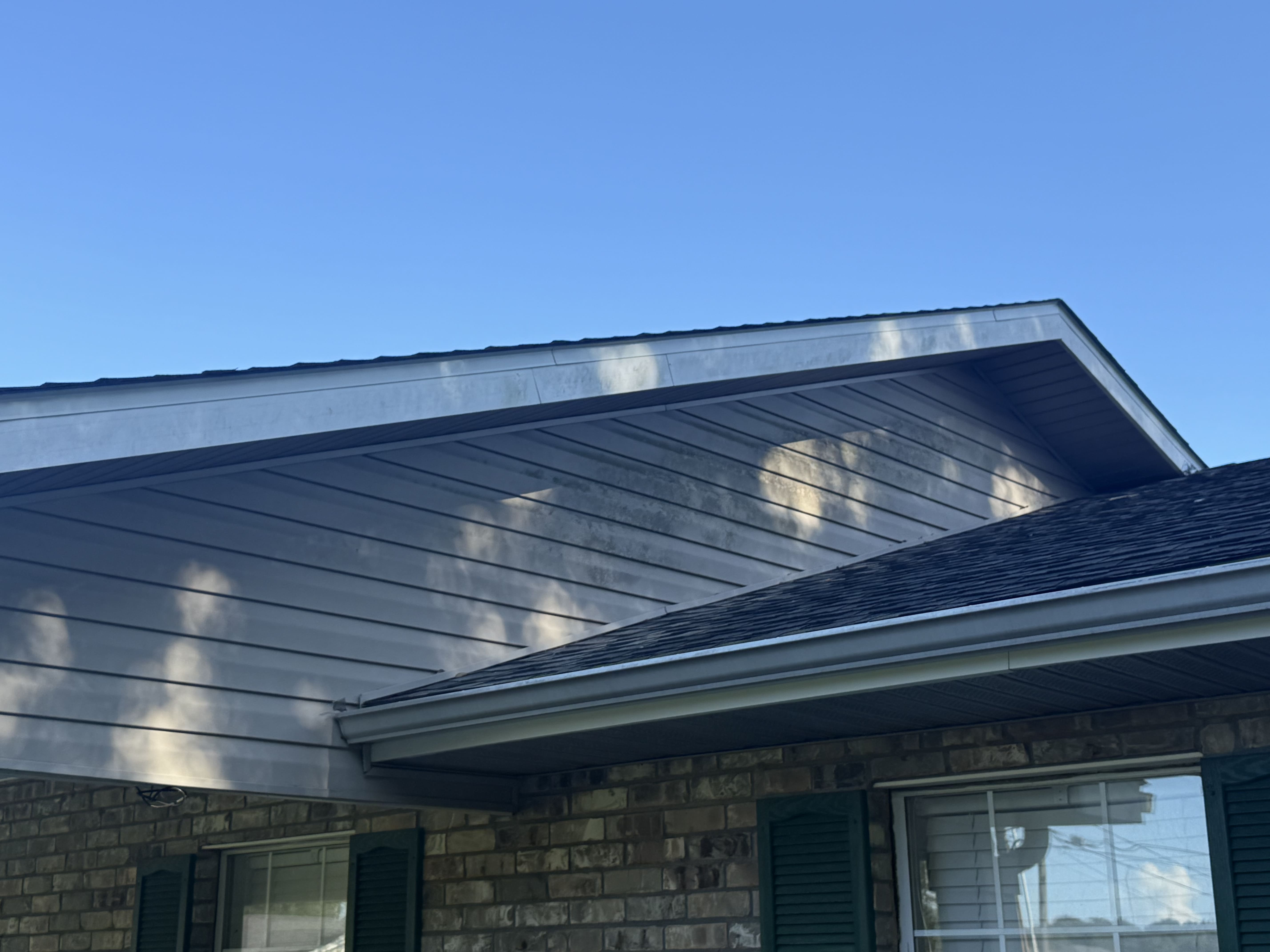 fence cleaning before and after in Sulphur, LA by Elite Exterior Cleaning - before
