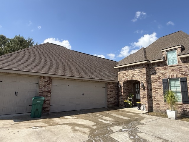 property exterior cleaning results in Sulphur, LA by Elite Exterior Cleaning