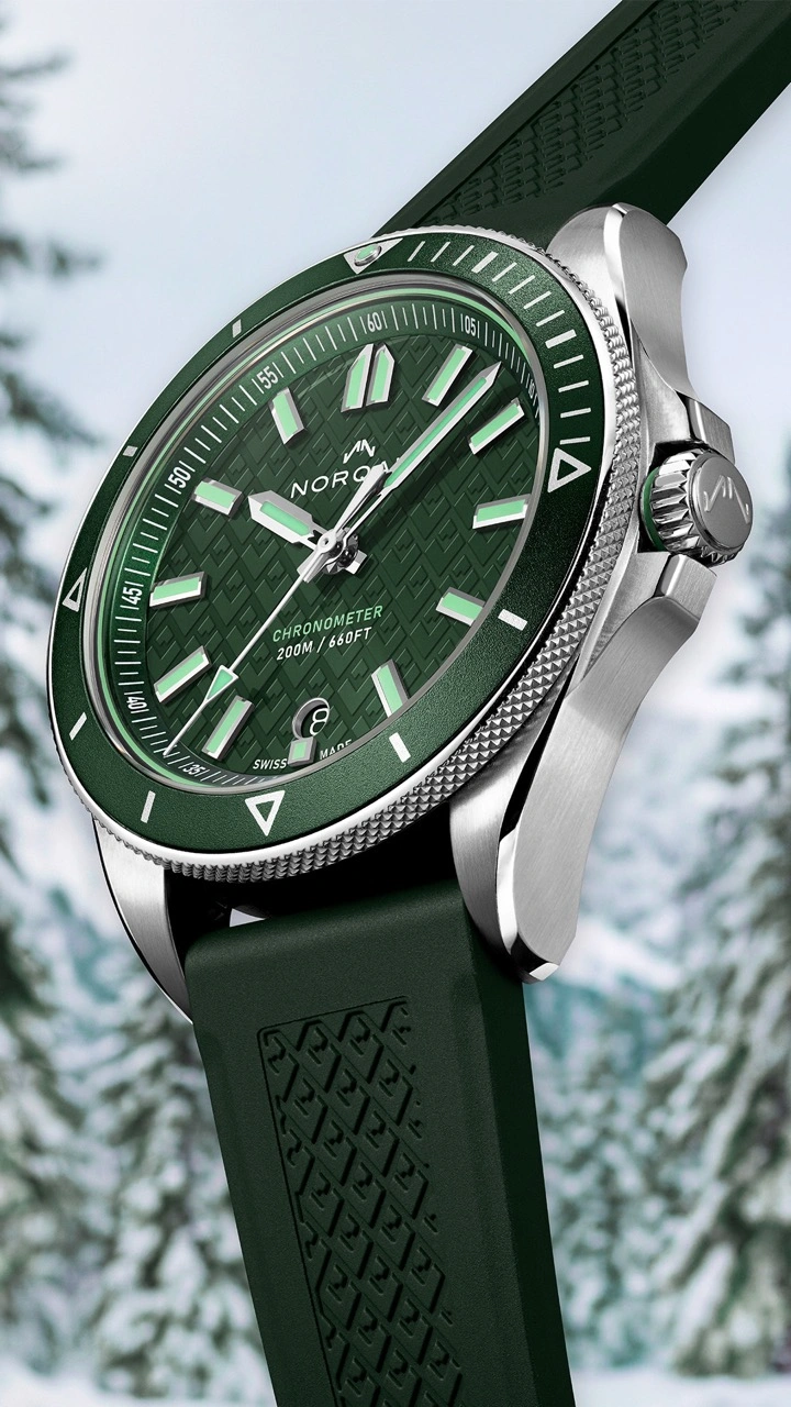 Caseback view of the NORQAIN Adventure Green 40mm showing Calibre N08
