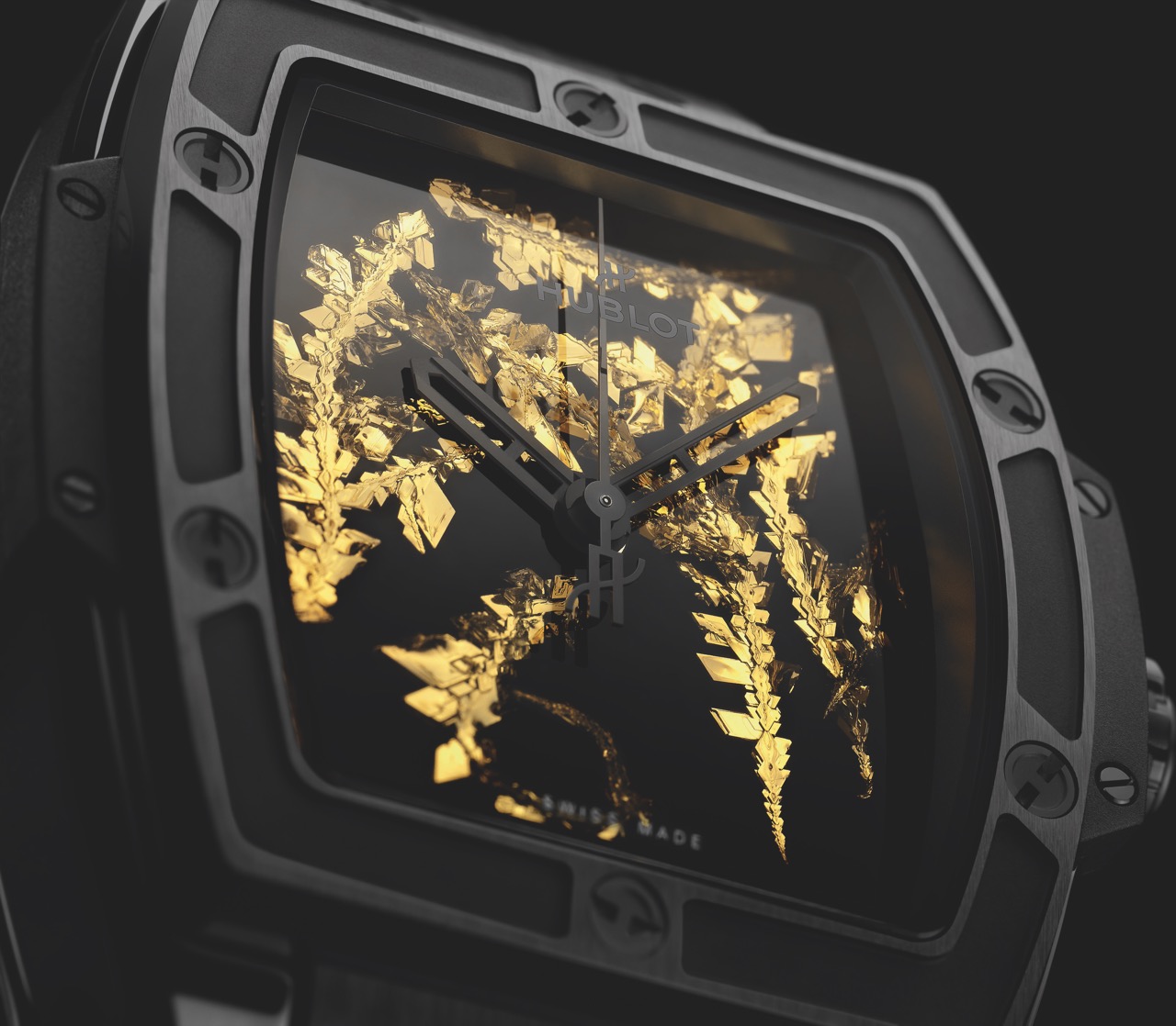 Hublot Spirit of Big Bang Cristal d’Or tonneau case and black alligator strap