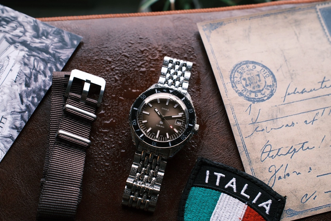 DOXA SUB 200 Grande Roma with black gradient dial on stainless steel bracelet