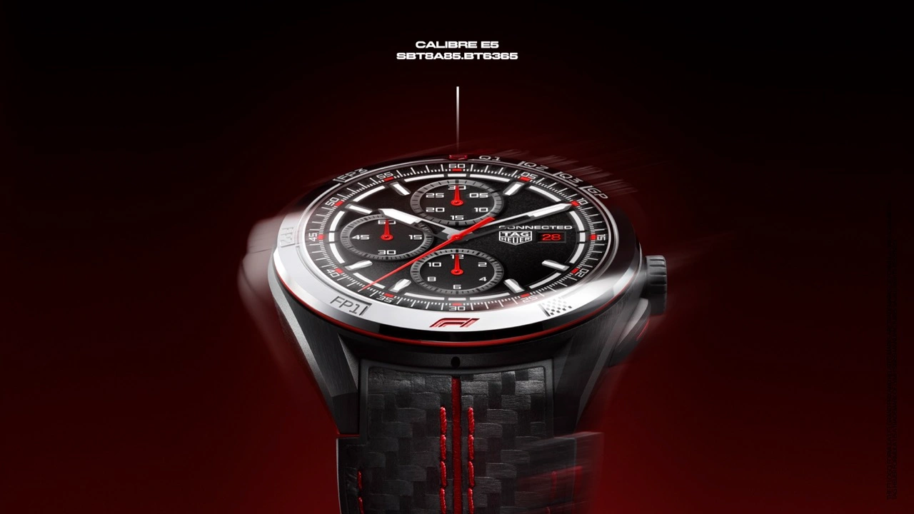 TAG Heuer Connected Calibre E5 45 mm x Formula 1 with Race Track watch face