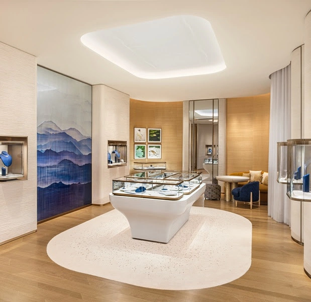 The Great Room at De Beers’ Paris flagship showcasing High Jewellery