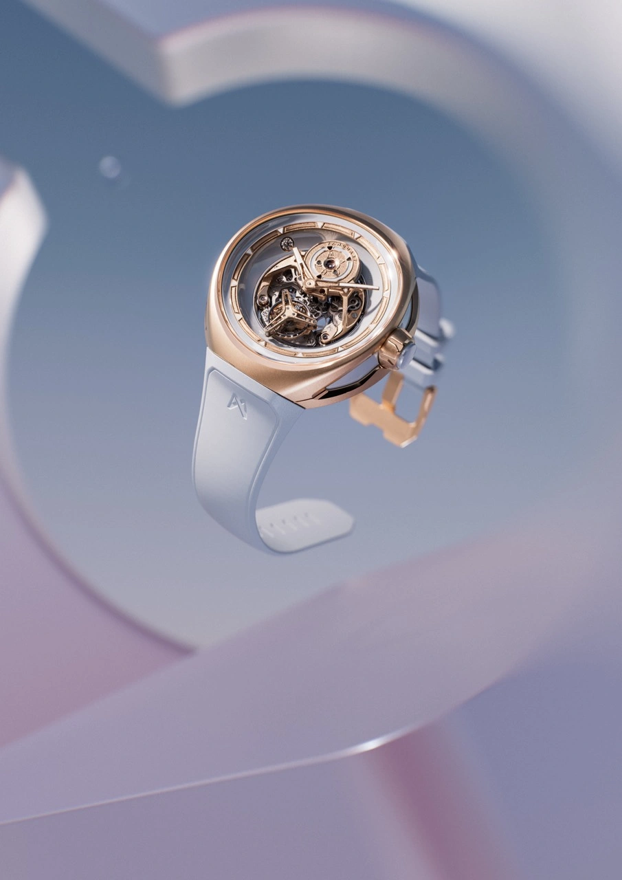 Vanguart Orb Blue Ceramic Rose Gold showing the concave oscillating mass and ceramic integration