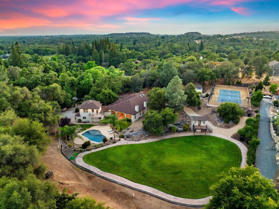 Loomis Landscape Lighting