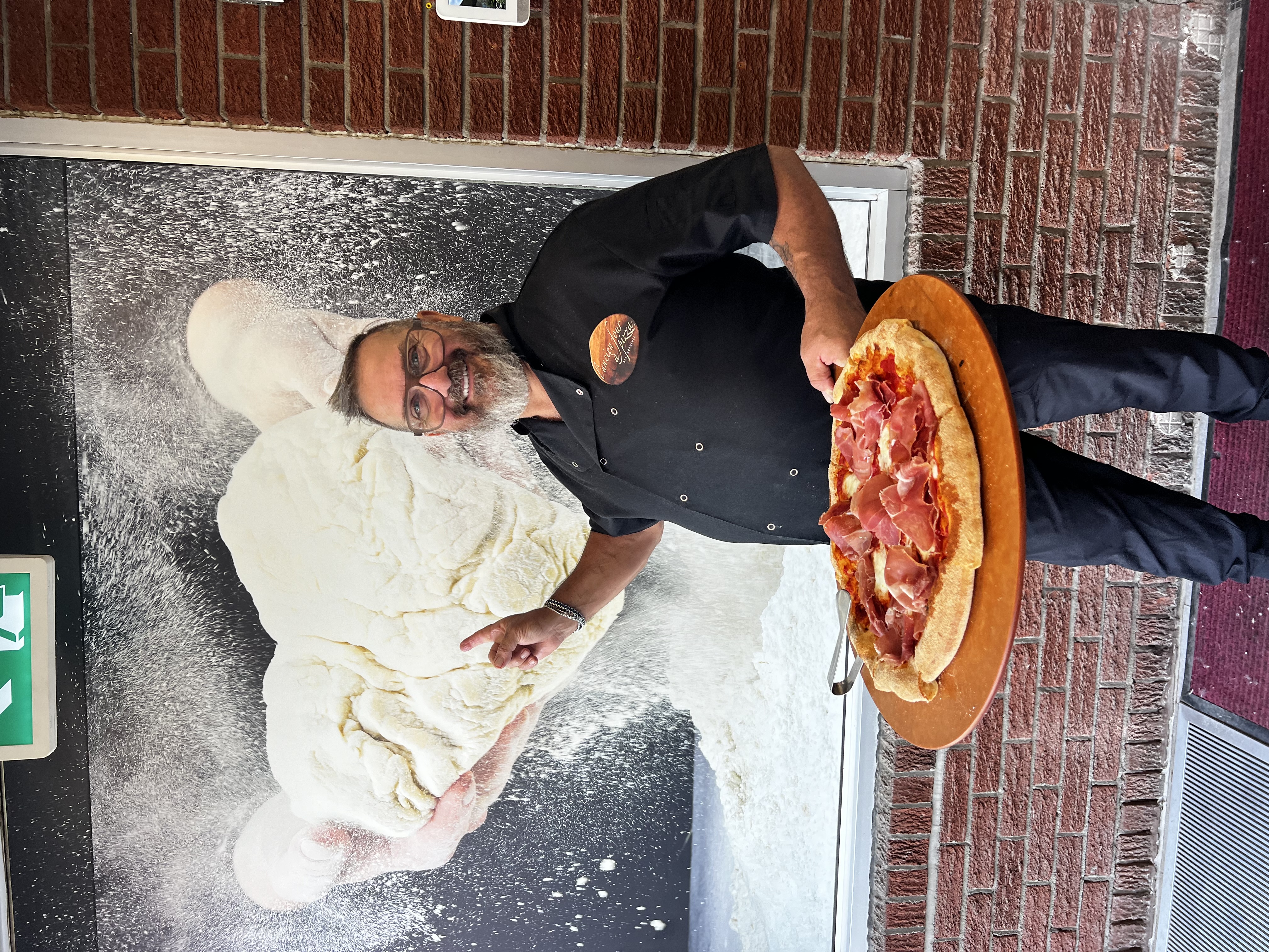 Owner of Ancien Four à Pizza