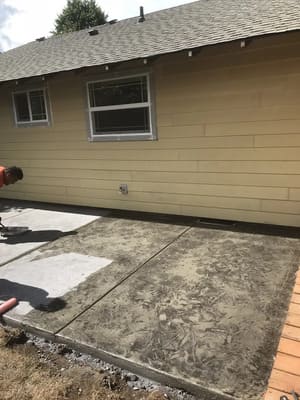 {{ custom_values.service_1 }} in {{custom_values.area_3})