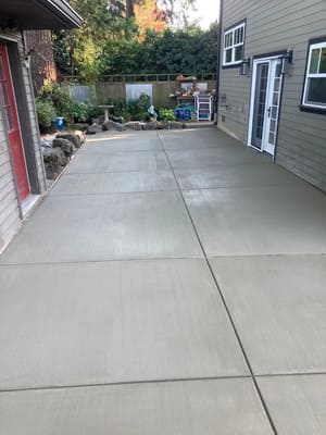 {{ custom_values.service_1 }} in {{custom_values.area_1})